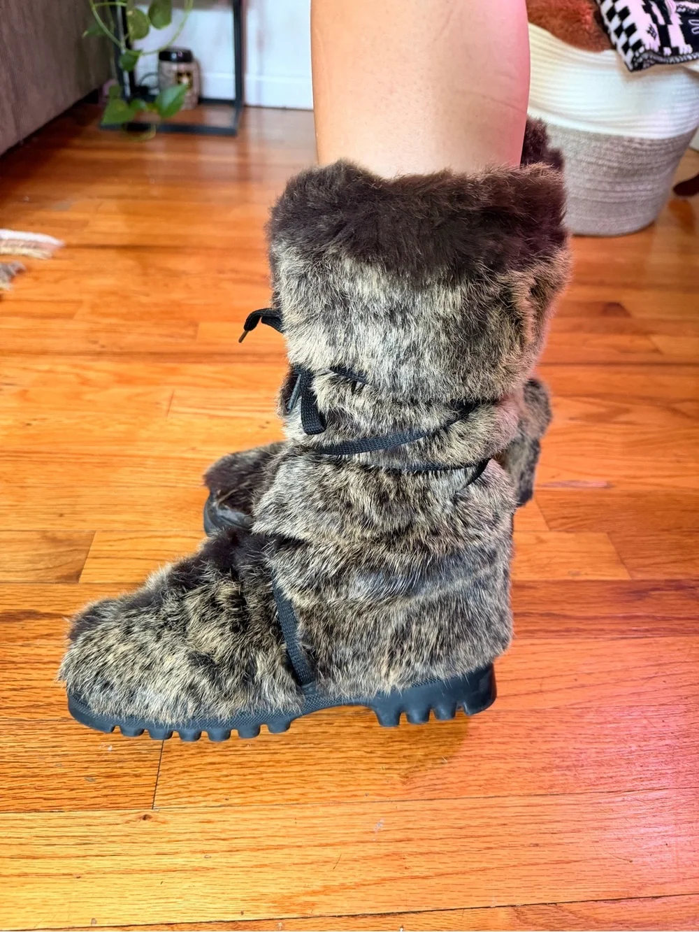 Bebe Rabbit Fur Women's Winter Boots - Brown